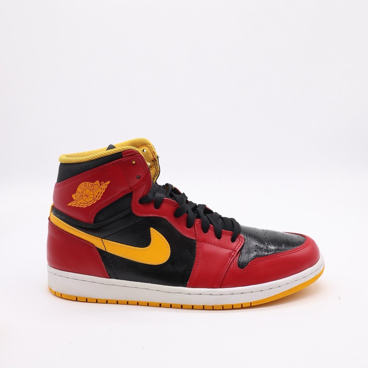 Size 10 - Air Jordan 1 Retro OG High ‘Highlight Reel’