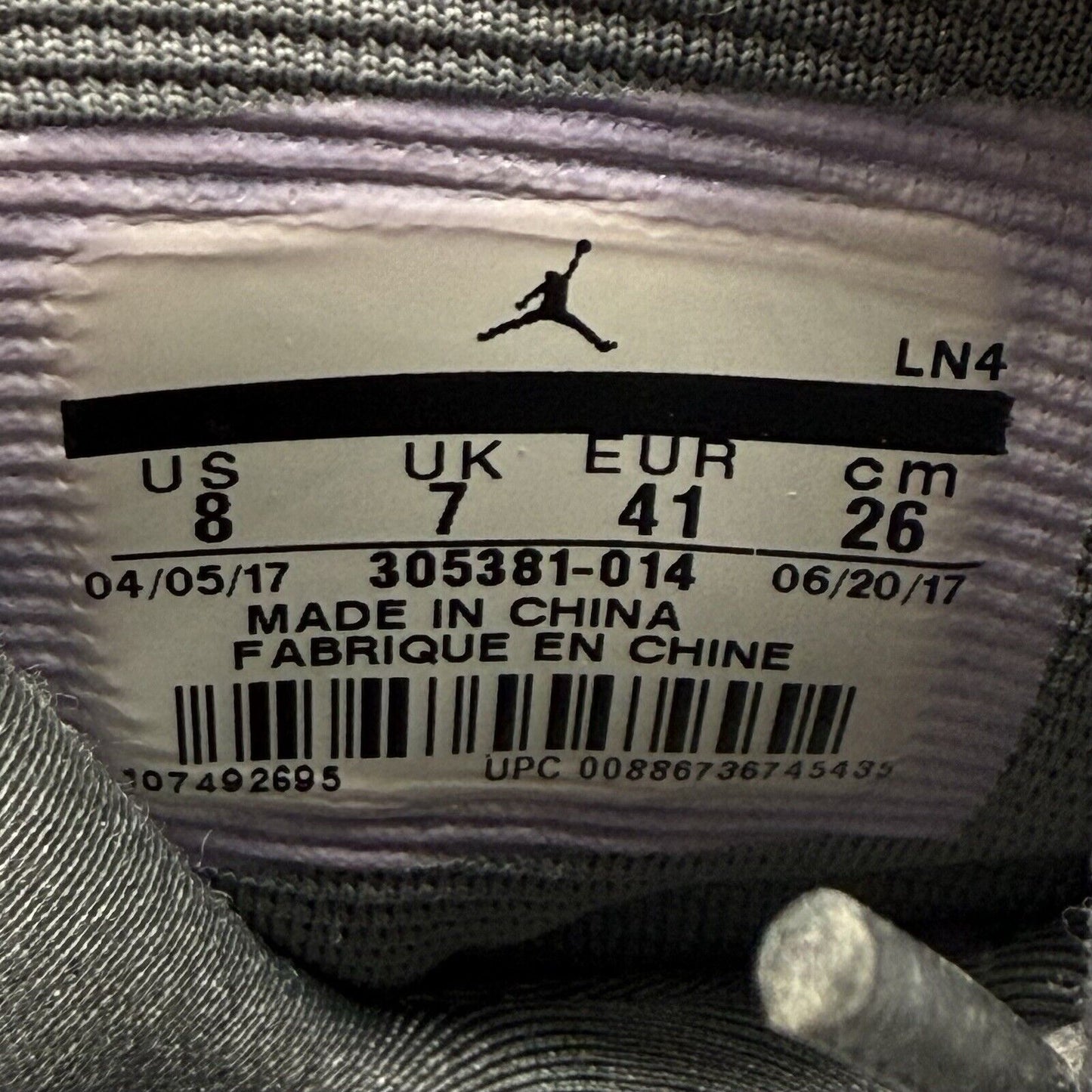Size 8 - Air Jordan 8 Retro ‘Cool Grey’ (Pre-owned)
