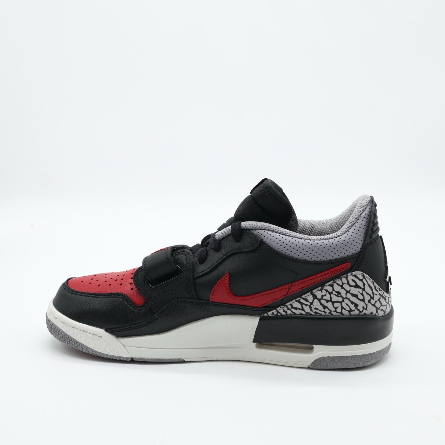 Size 9.5 - Jordan Legacy 312 Low ‘Bred Cement’