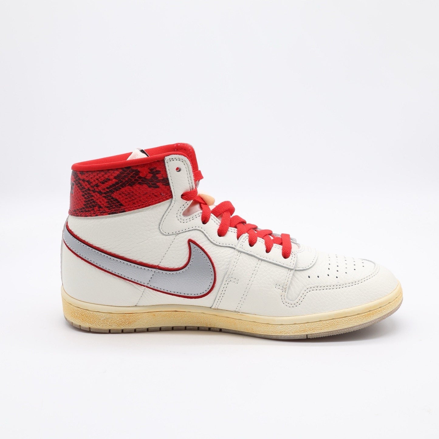 Size 12 - Awake NY x Jordan Air Ship PE SP ‘University Red’
