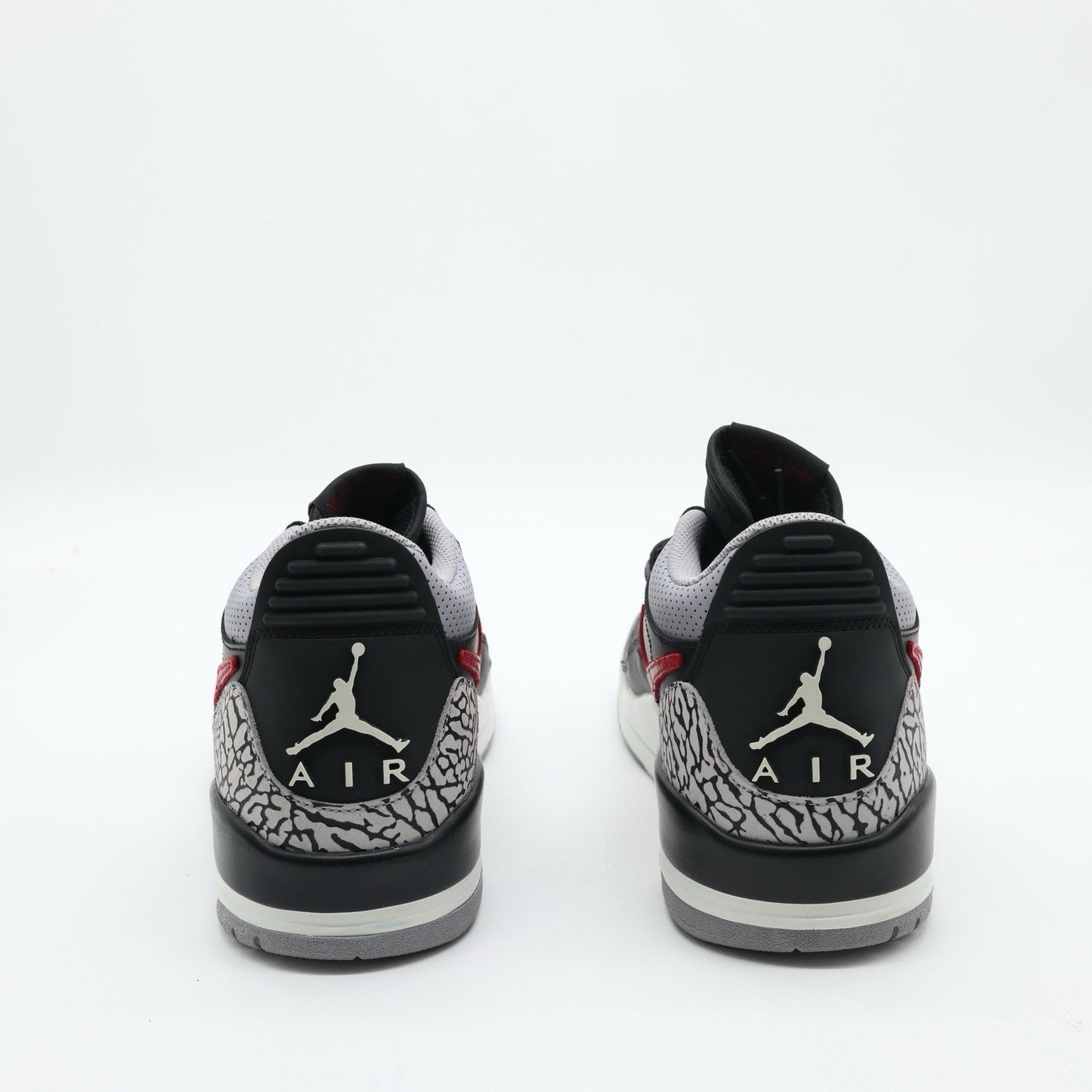 Size 9.5 - Jordan Legacy 312 Low ‘Bred Cement’