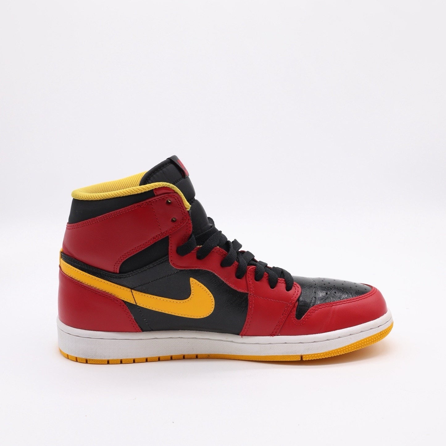 Size 10 - Air Jordan 1 Retro OG High ‘Highlight Reel’