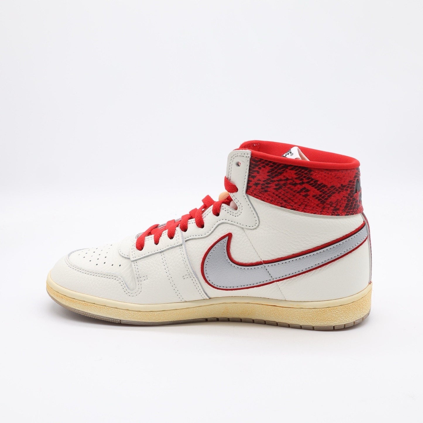 Size 12 - Awake NY x Jordan Air Ship PE SP ‘University Red’