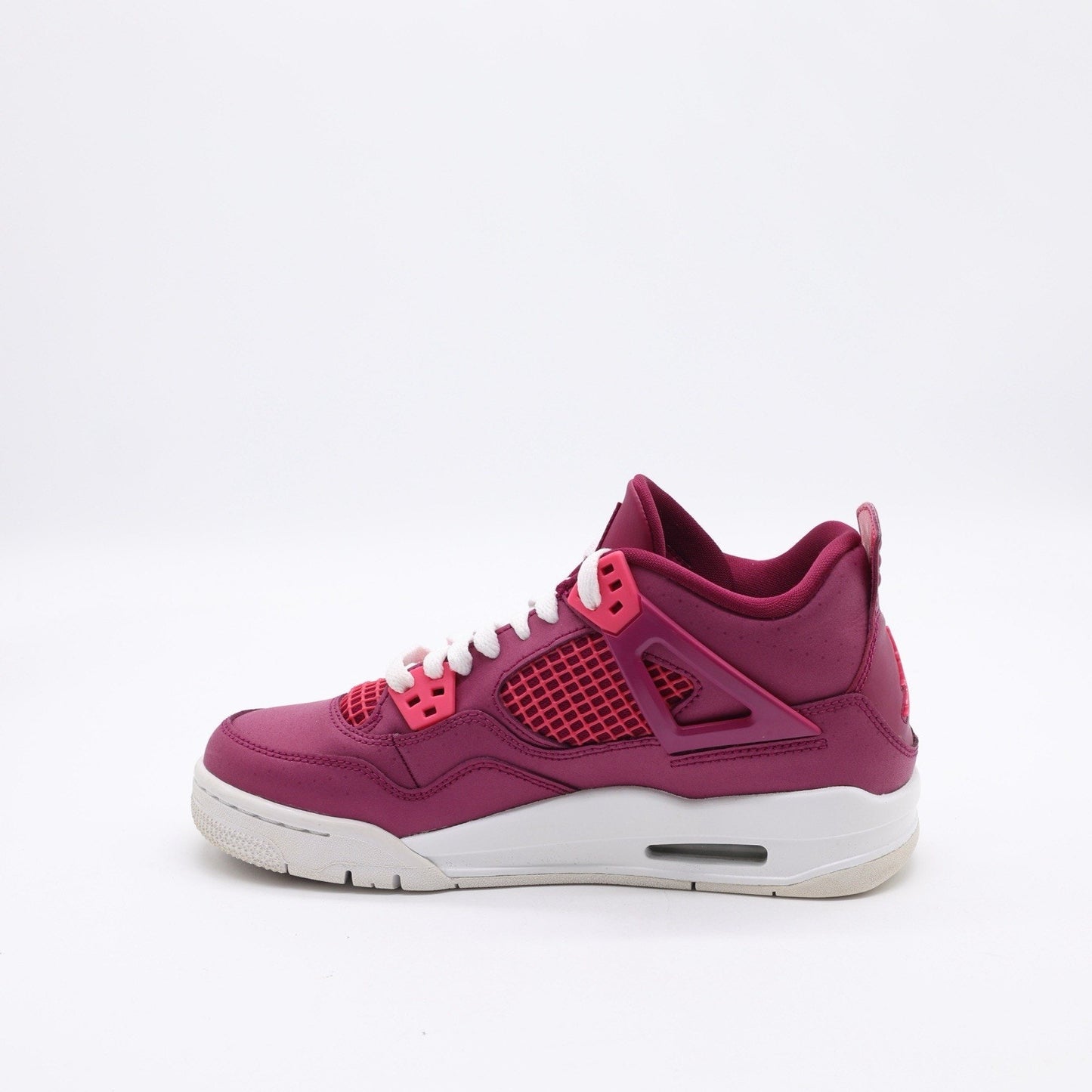 Size 5.5Y (GS) - Jordan 4 Retro Low ‘Valentine’s Day 2019’